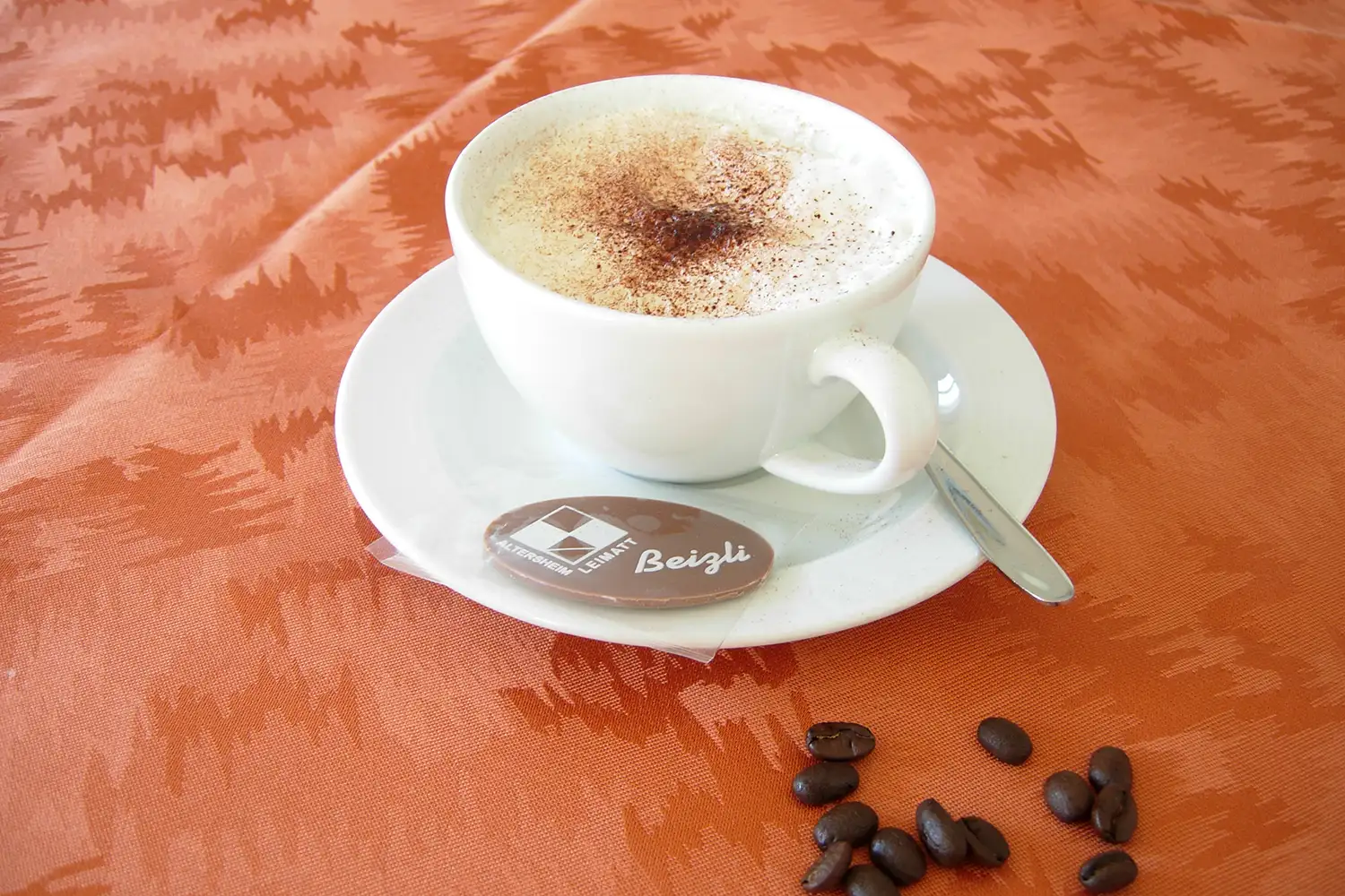 Geniessen Sie einen feinen Kaffee, Cappuccino oder Tee bei uns im Beizli.